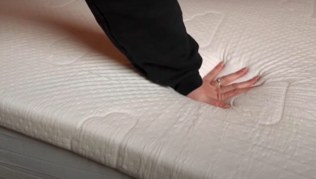 Things To Consider When Choosing The Best RV Mattress Toppers