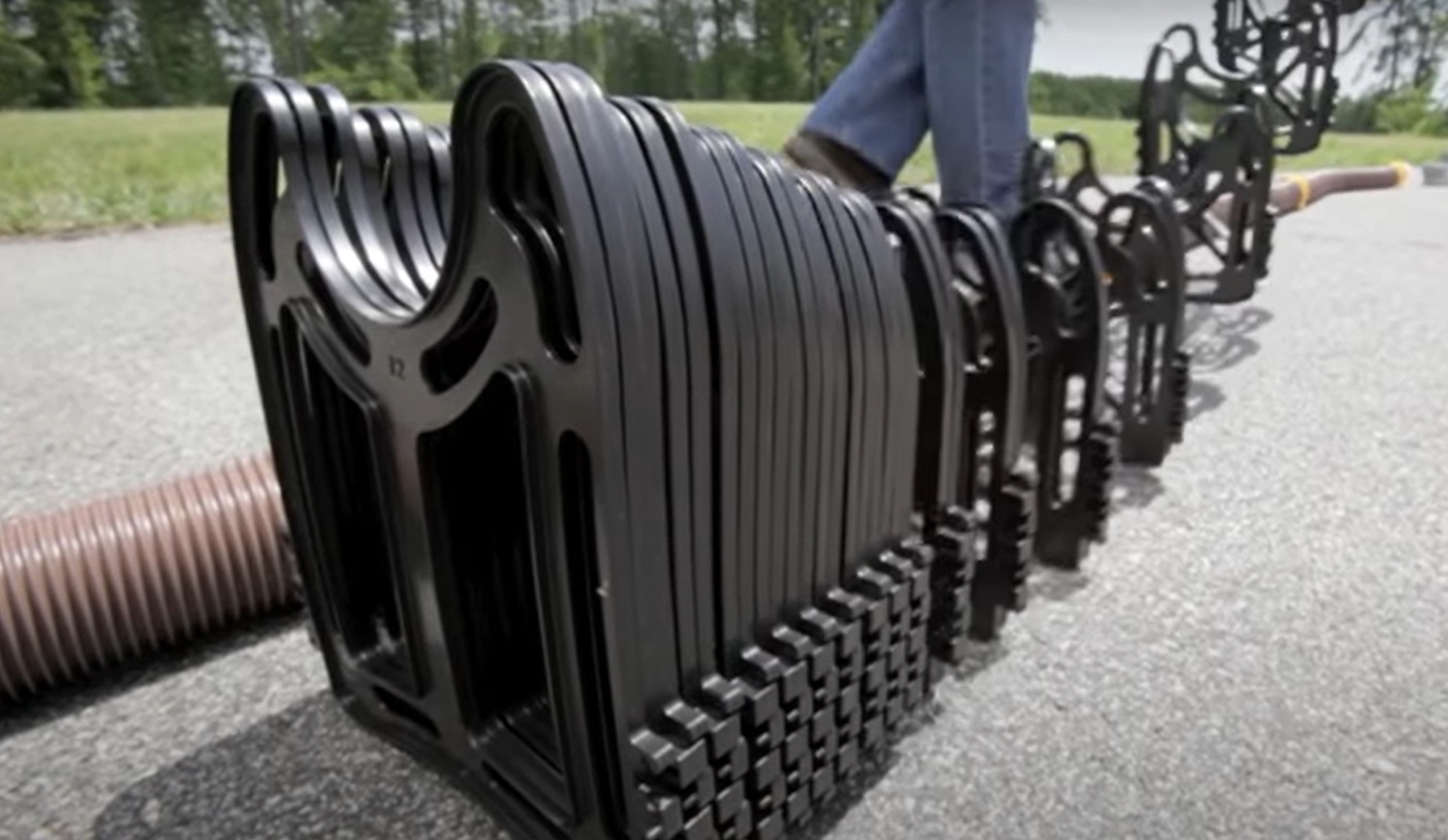 Top 5 Best RV Sewer Hose Supports [May 2023 Review] RVProfy