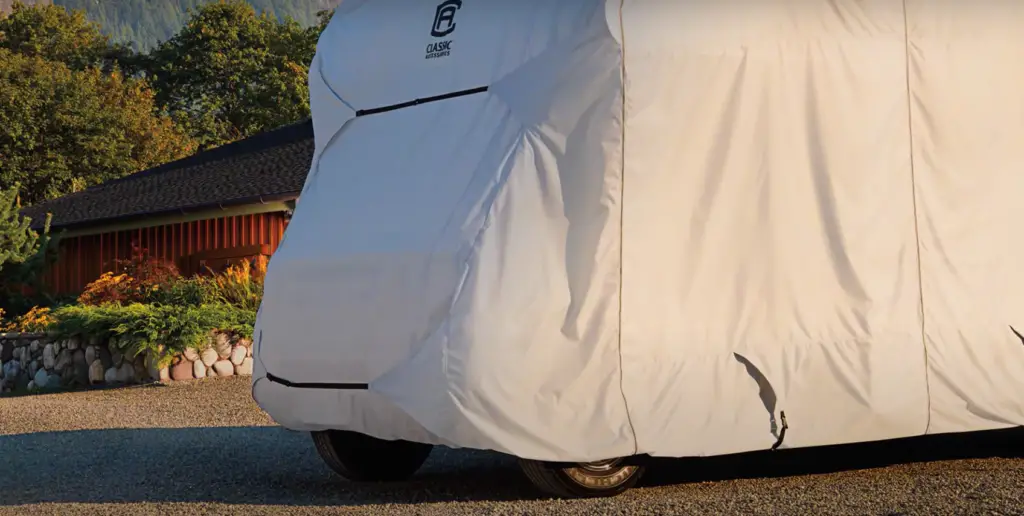 Store Your RV Cover Properly When You’re Not Using It