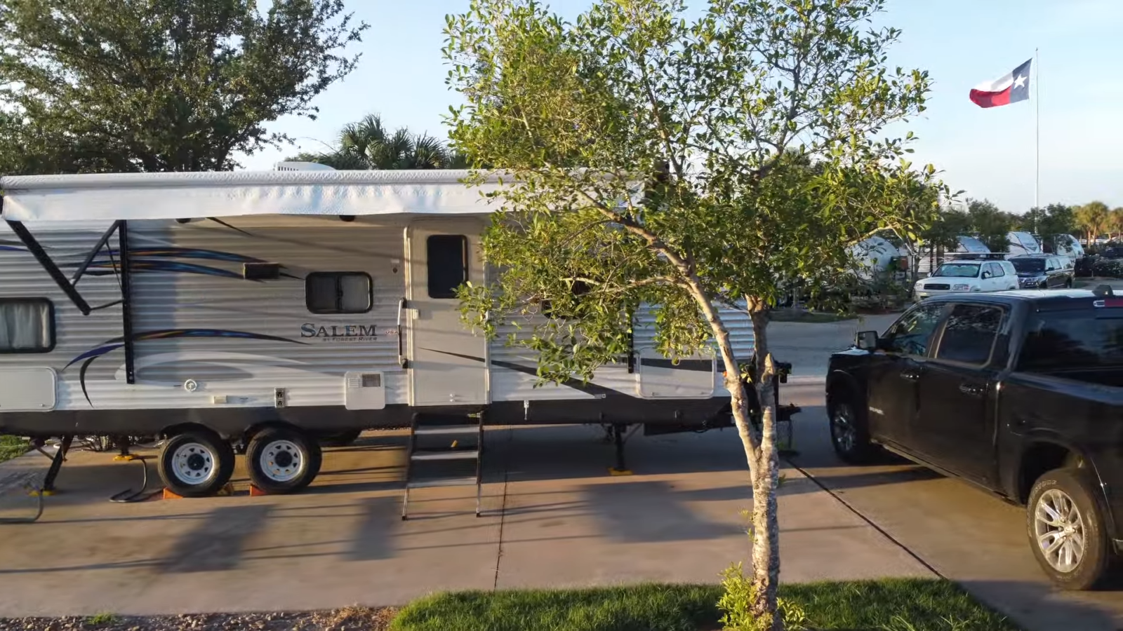 Can You Live in an RV in Texas? RVProfy