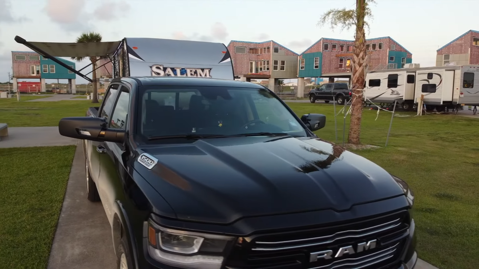 Can You Live in an RV in Texas? RVProfy