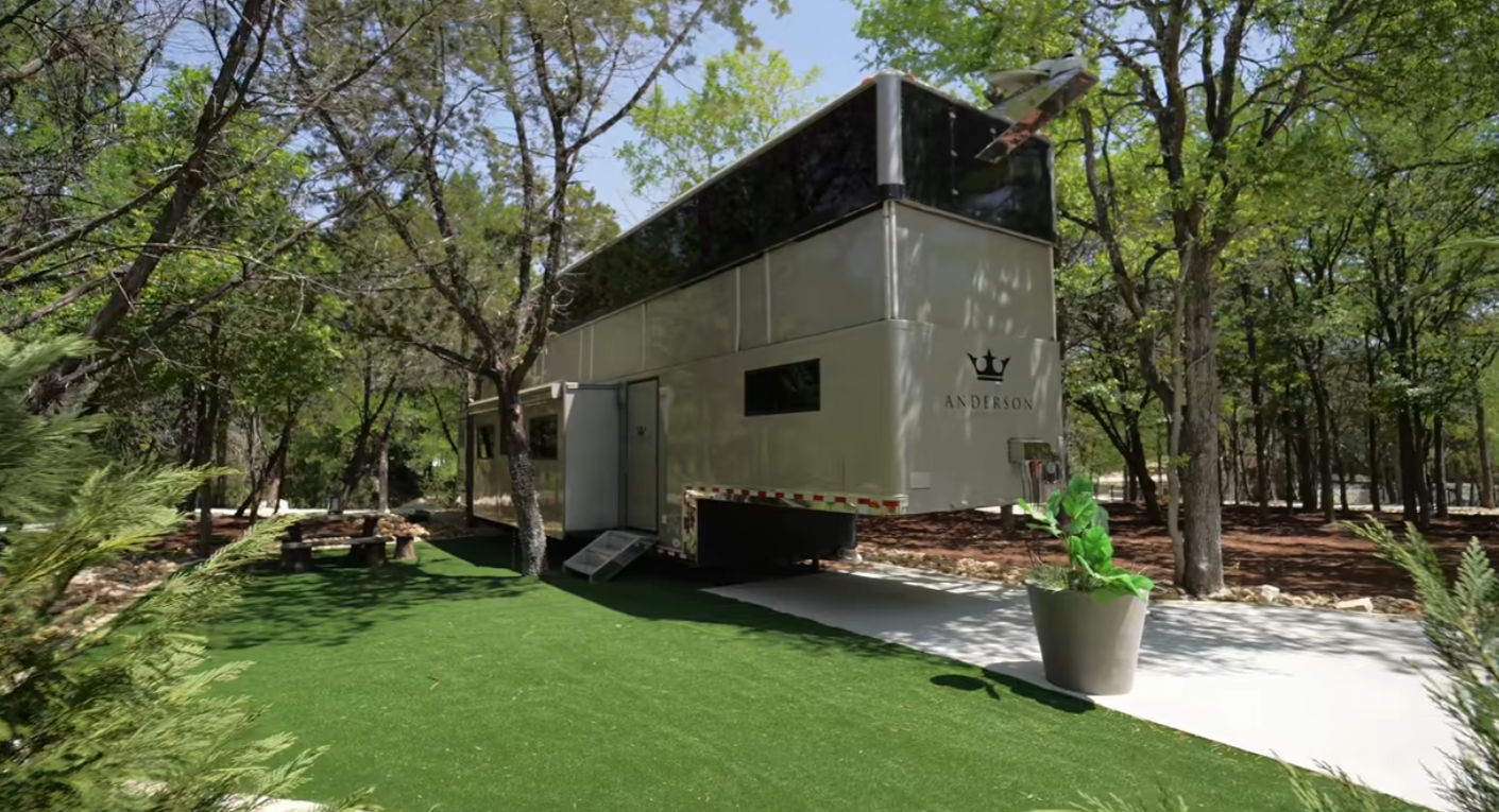 How Wide Is an RV? RVProfy