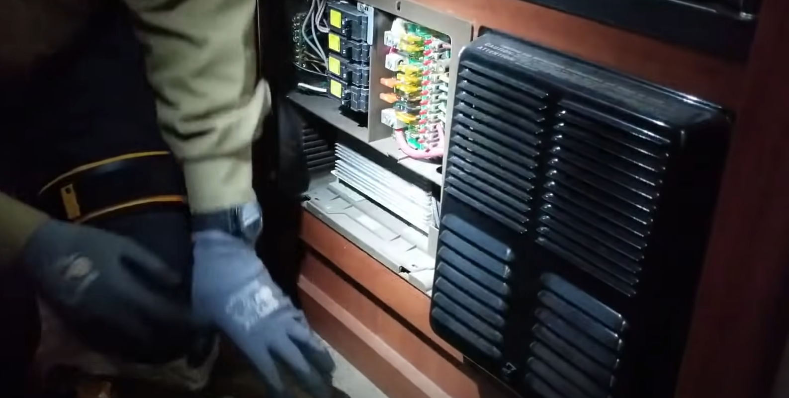 RV 12Volt System Not Working How to Fix That? RVProfy