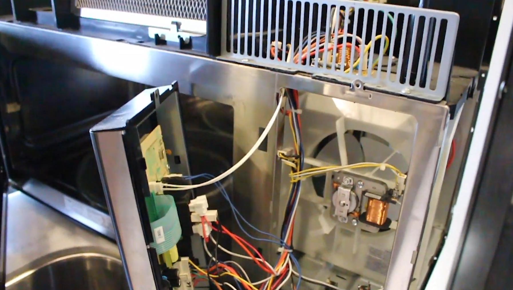 RV Microwave Not Working How to Fix That? RVProfy