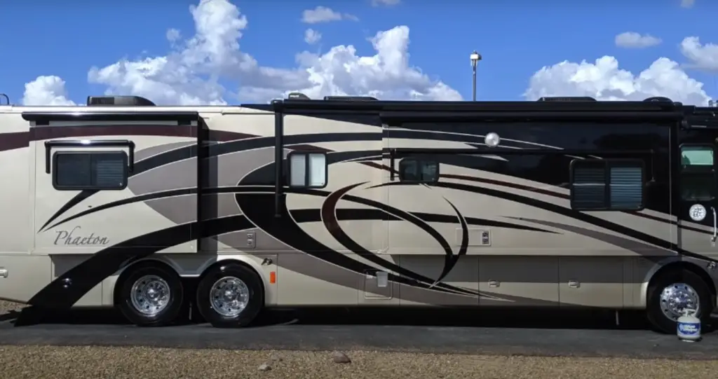 Selecting an RV Dealer to Trade With