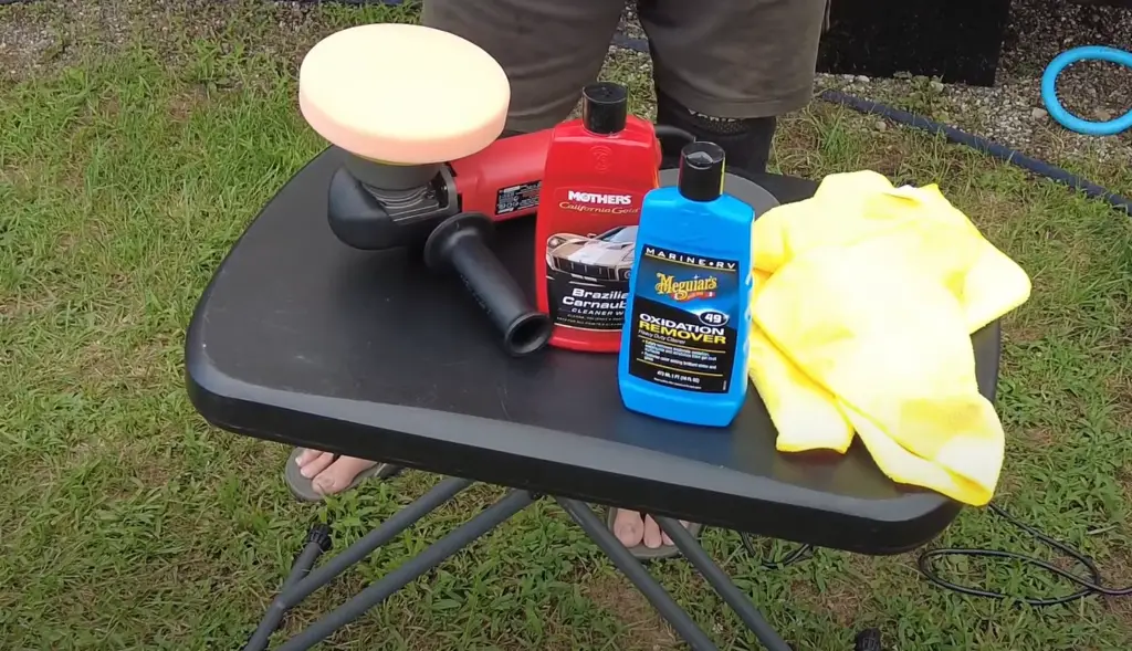 Why Does an RV Gel Coat Lose Its Shine?