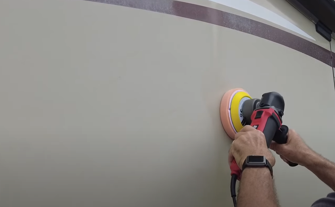 How to Remove Oxidation From RV Fiberglass? RVProfy