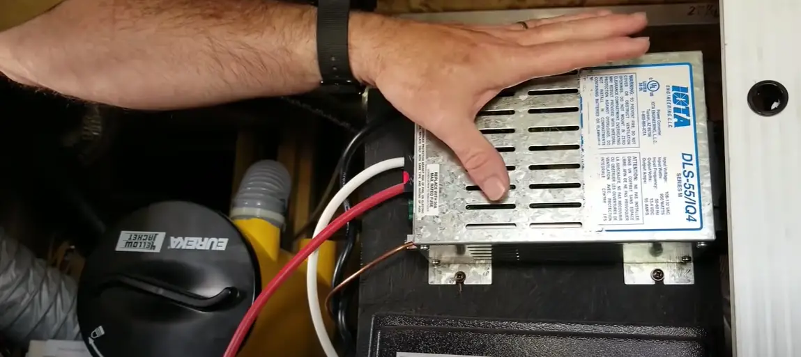 Does RV Inverter Charge Battery? RVProfy